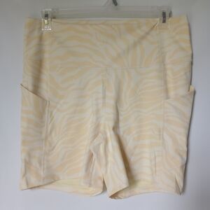 Pureluxe The Oasis 6" Shorts By Fablelics 1X/16-18 Yellow Zebra Print